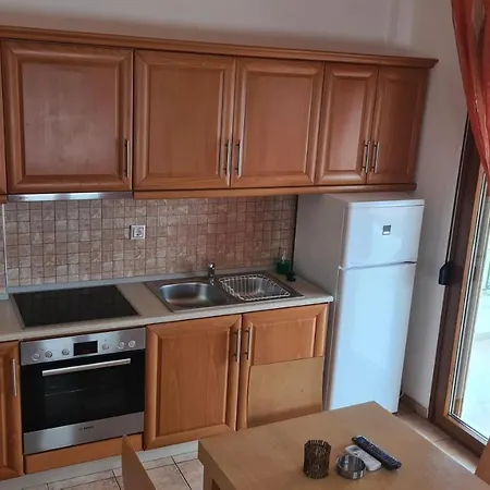 Loretta Maisonettes And Daire